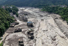 Devastadora riada en Nepal y China deja más de 900 muertos y miles de desaparecidos