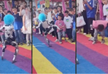 Robot humanoide patea a un niño durante demostración de karate y causa sorpresa